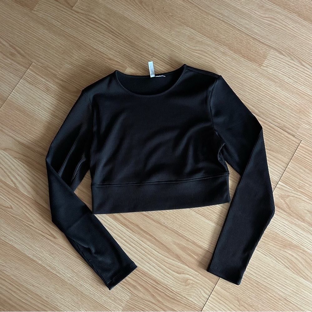 H&M Divided Black Ribbed Cropped Long Sleeve Top Large